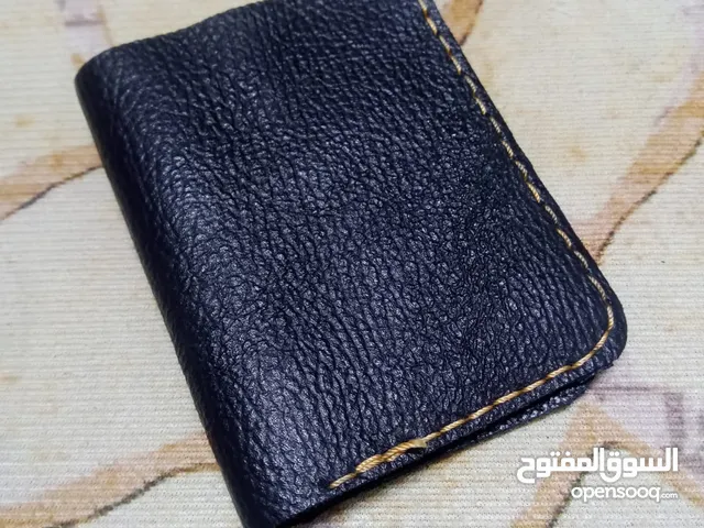 محفظة جلدية فاخرة وانيقة للرجال قابلة للطي مصنوعة يدوياً من الجلد الأصلي الطبيعي 100 ٪