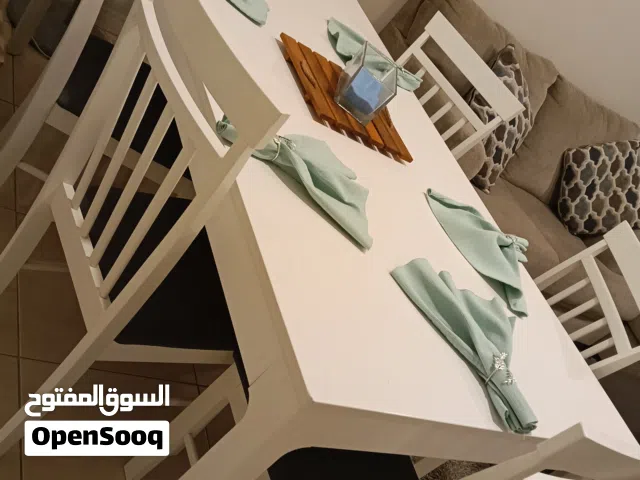 طاولة سفرة و ست كراسي