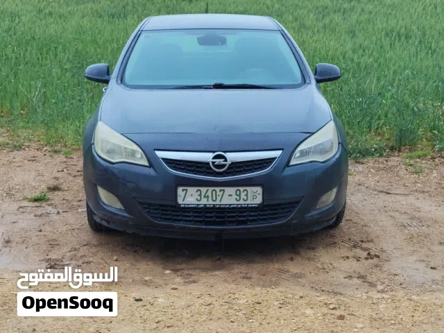 2012, أوبل, استرا, Design