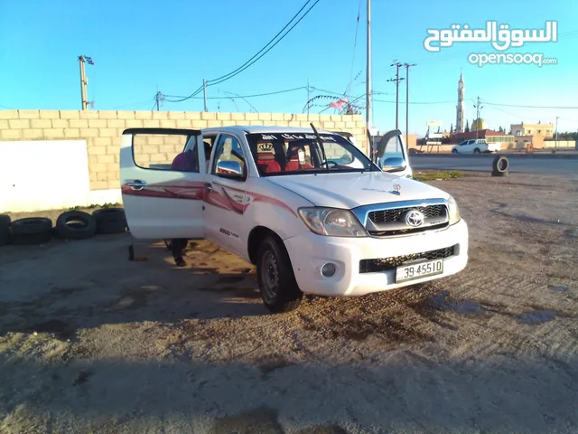 Toyota Hilux 2010 in Mafraq