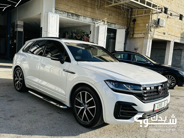 Volkswagen Touareg 2018 in Hebron