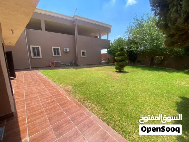فيلا للايجار في فينيسيا شارع ابناء الفايدي