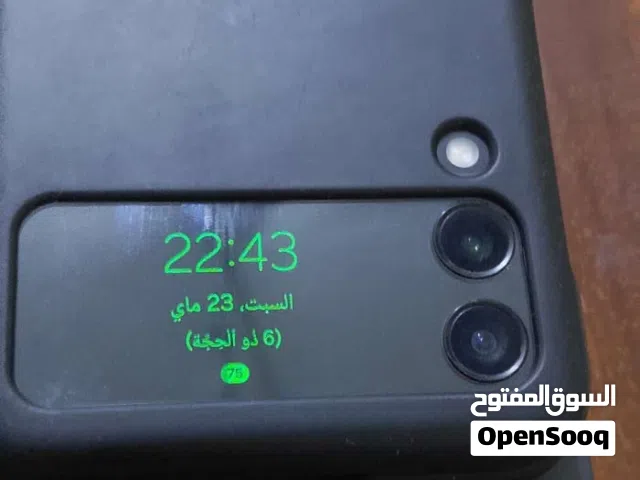 كلكسي زت فليب 3 ذاكرة 256 اصلي اقرا الوصف