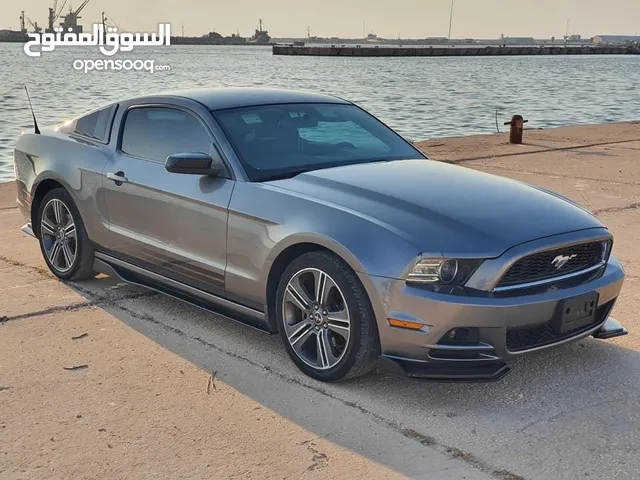 Ford Mustang 2014 in Benghazi