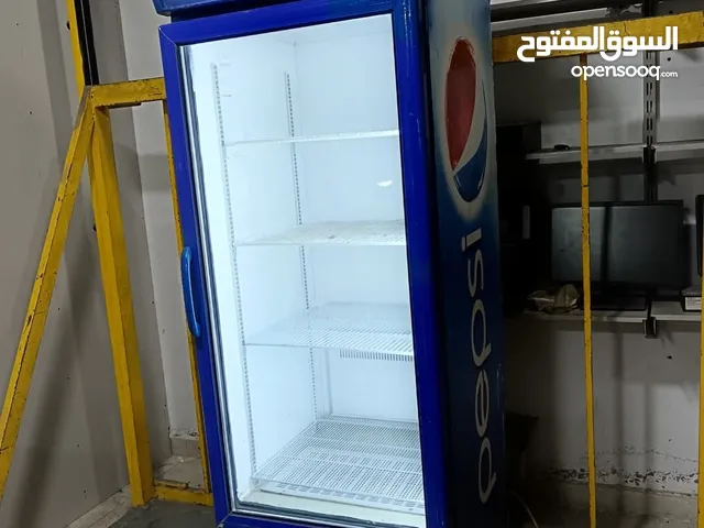 ثلاجة عرض توفير طاقه تبريد قوي بحالة الوكاله رقم الهاتف موجود بالصوره