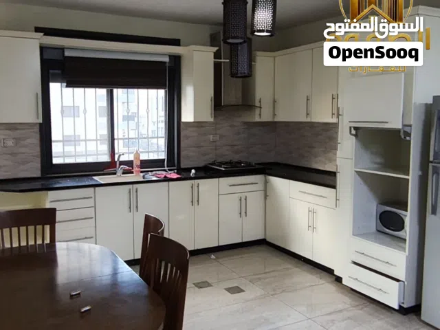 160 m2 3 Bedrooms Apartments for Rent in Ramallah and Al-Bireh Al Masyoon