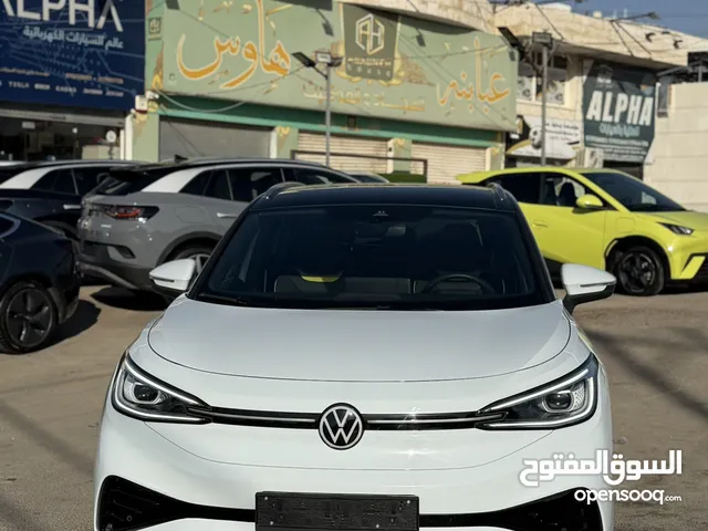 VW ID 4 X PRO 2022 used 21600 km 7 جيد امكانيه الفحص اي مكان شخصي خالي من الحوادث غير قابل للبدل