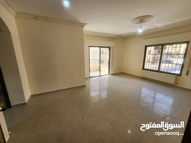 شقة للإيجار من المالك - الجبيهه - طابق اول - 3 نوم وتوابعها