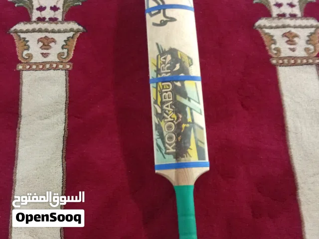 مضرب كريكت مستعمل Kookaburra بحاله جيده