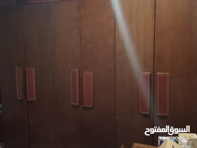 كبت)دولاب) تسريحة 2 كومود 30د