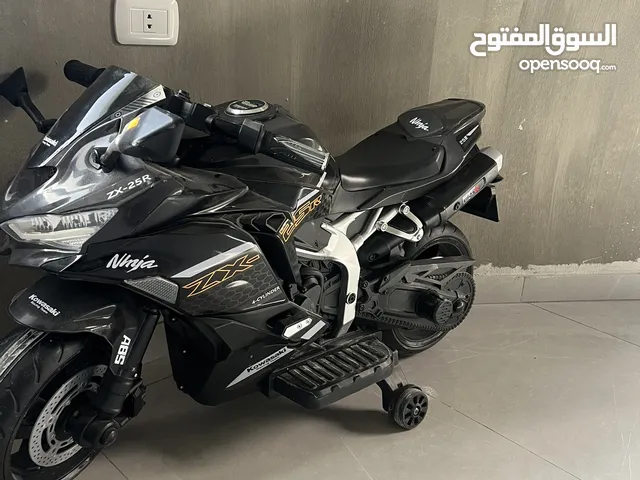 دراجة أطفال شحن لون اسود