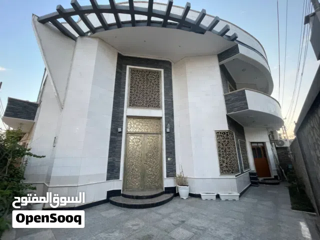 274 m2 4 Bedrooms Townhouse for Sale in Basra Jubaileh