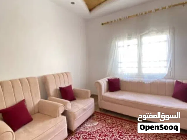 صالون افرنجي اثنين كنابة مع غلاف خاص وكرسين طول زوز ميترو وستة وسائد