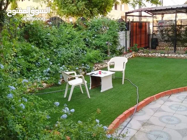 1000 m2 5 Bedrooms Villa for Sale in Amman Daheit Al Rasheed