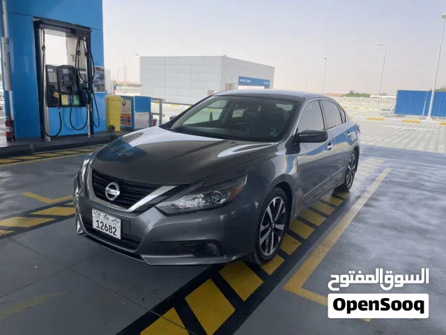 2016 Nissan Altima SR