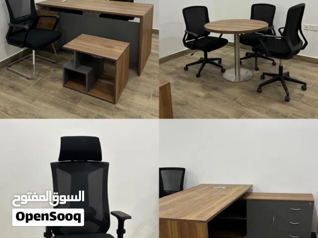 مكاتب ، طاولات و كراسي ذو جوده عاليه