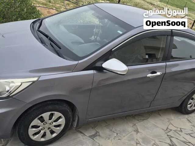 2017 Hyundai Accent Standard