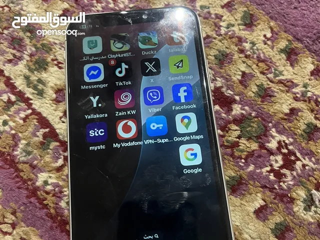 ايفون 11كم موضح بالصوره تواصل وات ساب فقط