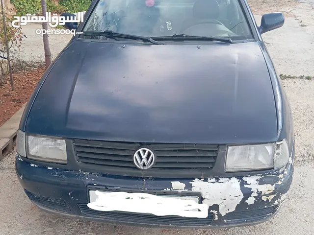 سيارة بولو 1999