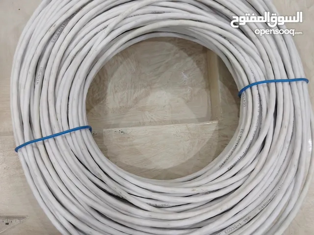 Cable a internet où camera de surveillance, haute qualité. Non utilisé