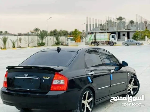 Used Kia Cerato in Tripoli