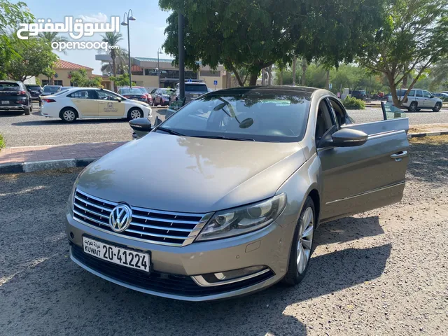 Volkswagen Passat 2013 in Hawally