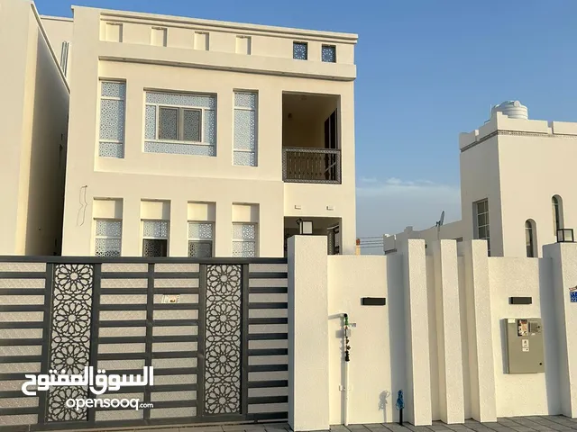 270 m2 5 Bedrooms Villa for Sale in Muscat Amerat
