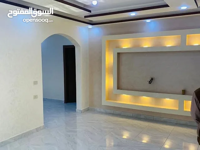 190 m2 3 Bedrooms Apartments for Sale in Zarqa Al Zarqa Al Jadeedeh