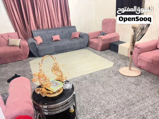 طقم كنب 20 مقعد نضيف استخدام بسيط