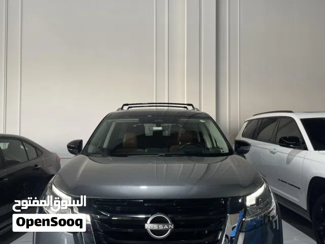 Nissan Pathfinder Platinum 2023 نيسان باثفايندر