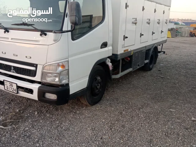 ثلاجه ميتسوبيشي كانتر 2018 بحاله الوكاله ماشي 150 الف