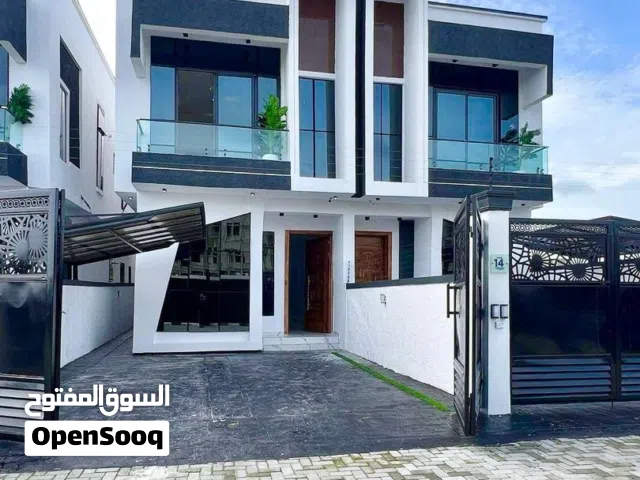 225 m2 4 Bedrooms Townhouse for Sale in Basra Jubaileh