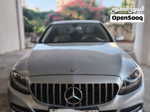 2014 مرسيدس بنز الفئة-C C 200
