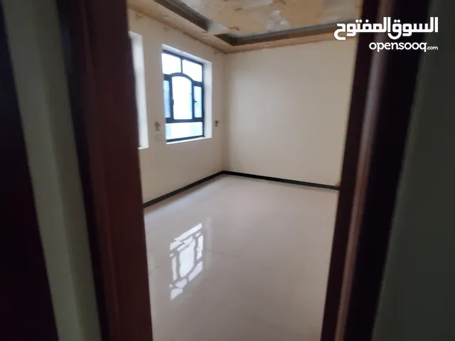 170 m2 4 Bedrooms Apartments for Rent in Sana'a Asbahi