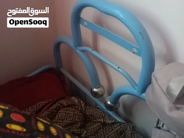 سرير اطفال مستخدم