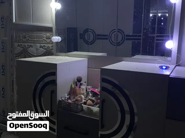 ميز تواليت نظيف