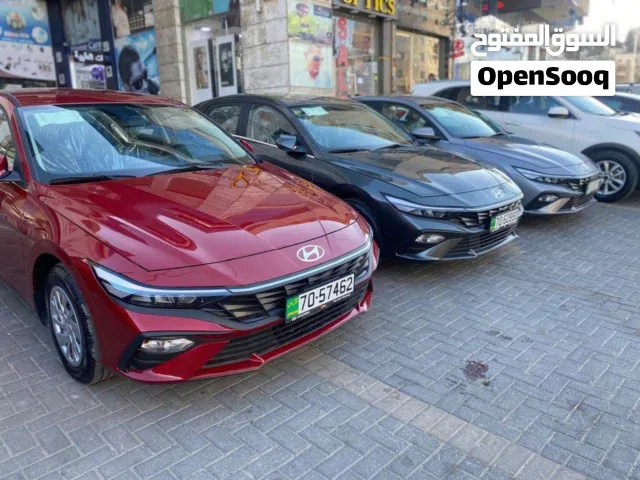 2025, هيونداي, النترا, Standard