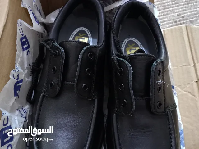حذاء سيفتي صناعة سعودية K. S. A