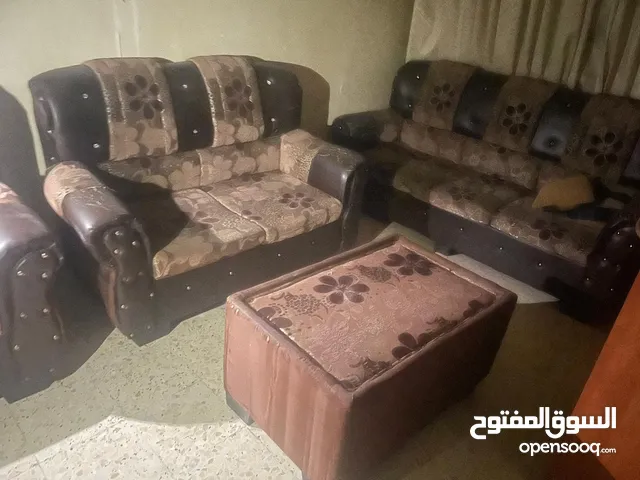 طقم كنب 9 مقاعد مع طاولة