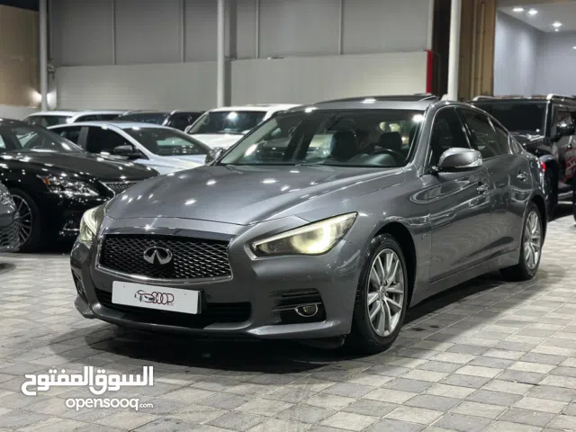Infiniti Q50 2.0 Turbo