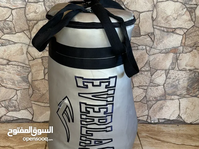 كيس ملاكمة مستعمل حالة ممتازة