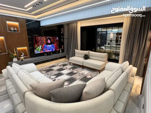 180 m2 3 Bedrooms Apartments for Sale in Cairo Maadi