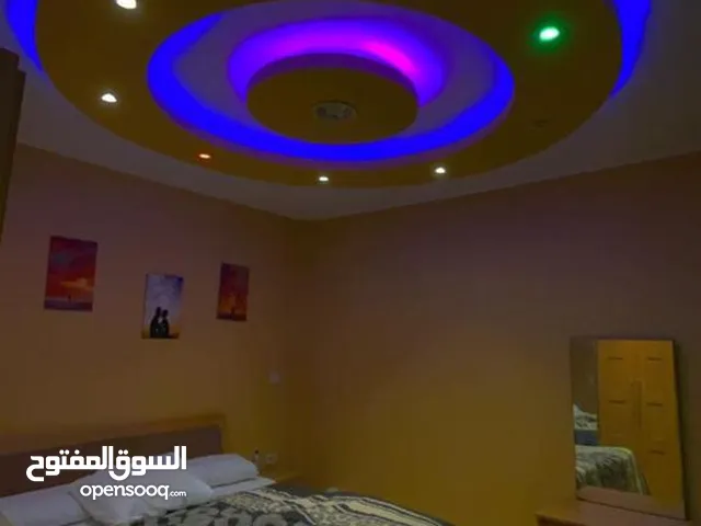 شقه للايجار 3 غرف بكمبوند جنه  مدينه الشيخ زايد