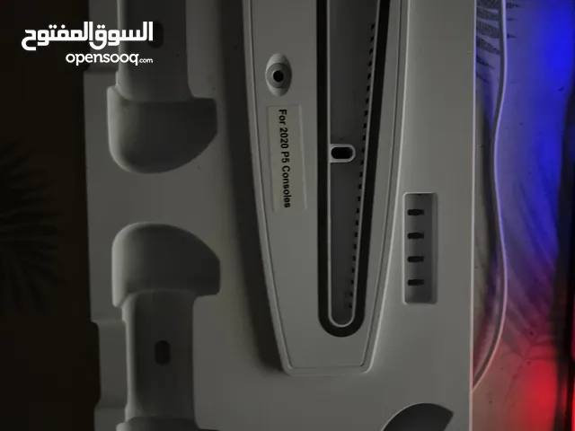 سماعة و كيبورد و ماوس و قاعدة للبلايستيشن 5