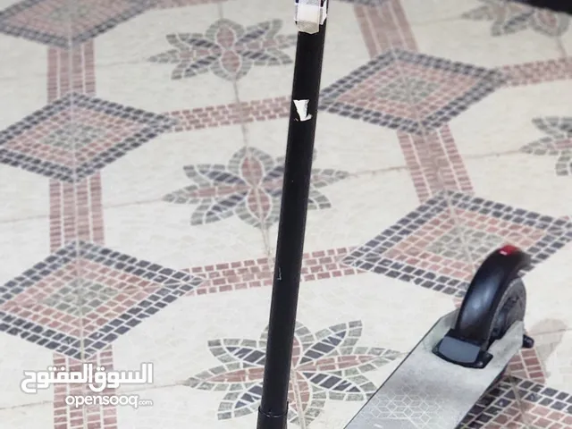 سكوتر كهربائي شحن للبيع