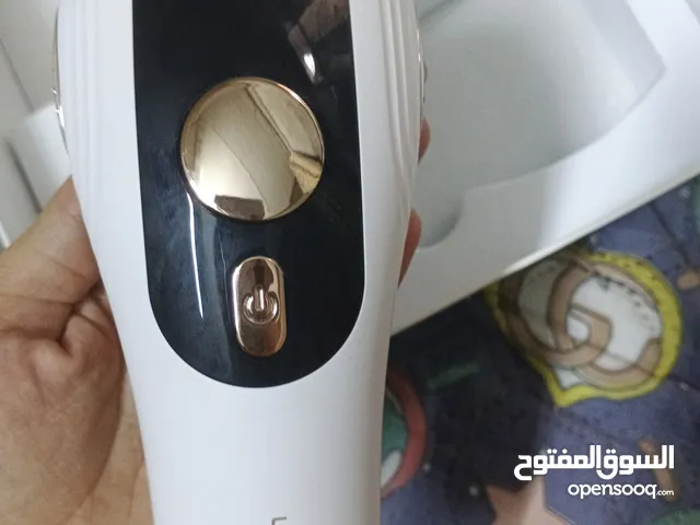 ليزر جسم نسائي بتقنيه الهواء البارد مو حار استعمال جدا قليل وليس لدي الوقت لعدم تفرغي له اريد بيعه