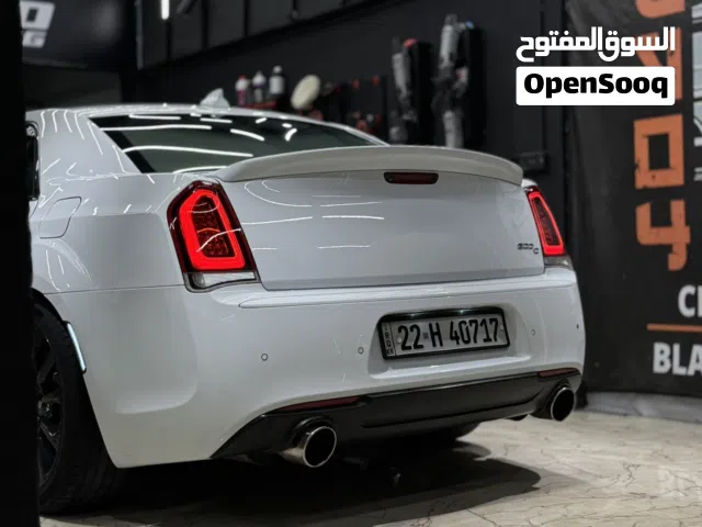 2016 كرايسلر 300 300S v8
