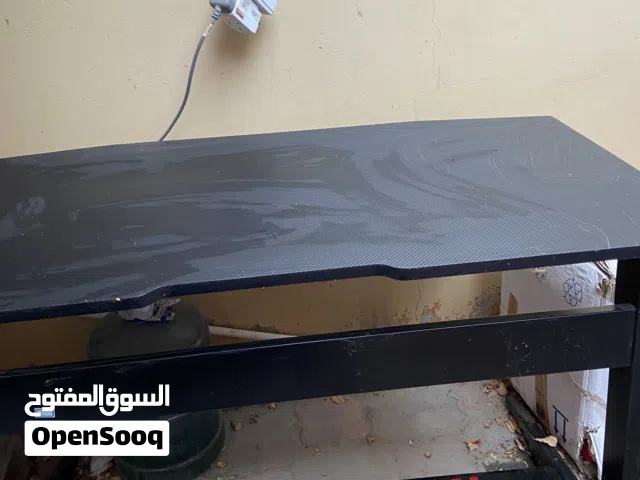 2 عدد طاوله gaming العاب نضیف مطلوب عل اثنیناتهم 150