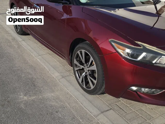 Nissan maxima 2016