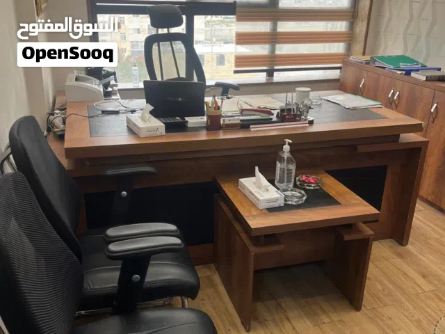 مكتب تجاري مفروش للإيجار اربد-مجمع الرويال سنتر